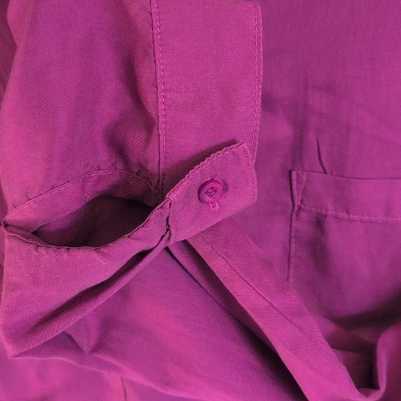 Bella Dahl Fuchsia Button-Down Blouse Size M NWT - Picture 5 of 8